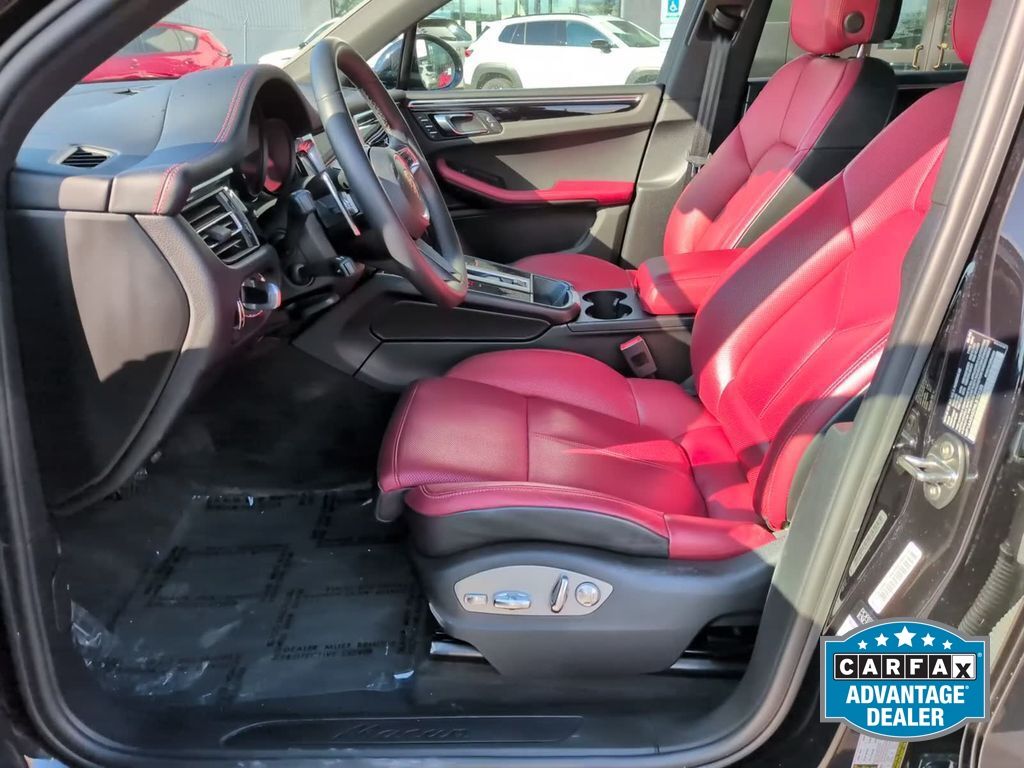 2022 Porsche Macan Base - Photo 12