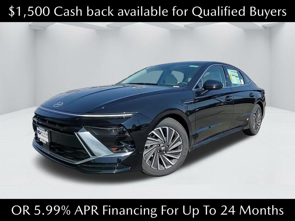 2025 Hyundai Sonata Hybrid Sedan 