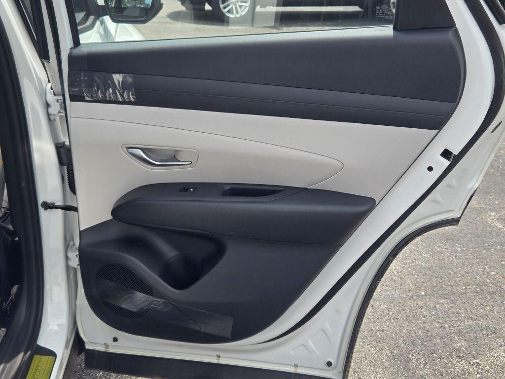 2026 Hyundai Tucson Blue SE - Photo 7