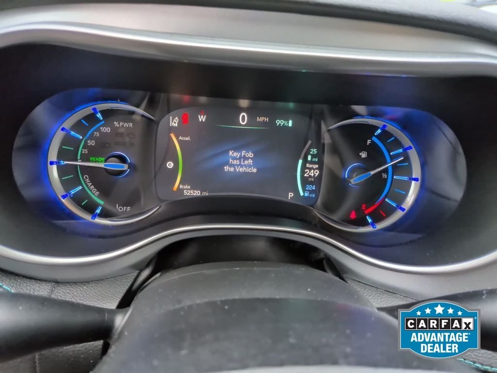 2020 Chrysler Pacifica Hybrid Limited - Photo 18