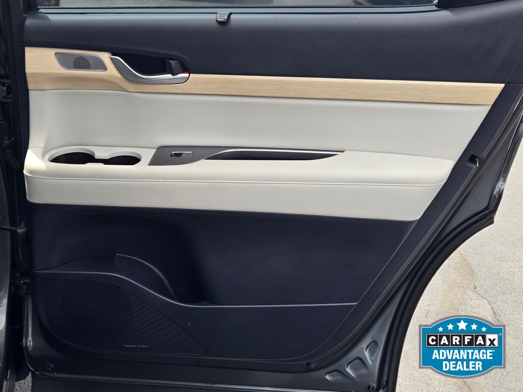 2023 Hyundai Palisade Limited - Photo 9