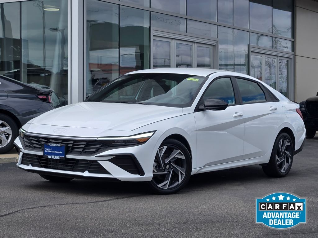 2025 Hyundai Elantra 1.6 HEV Blue's photo