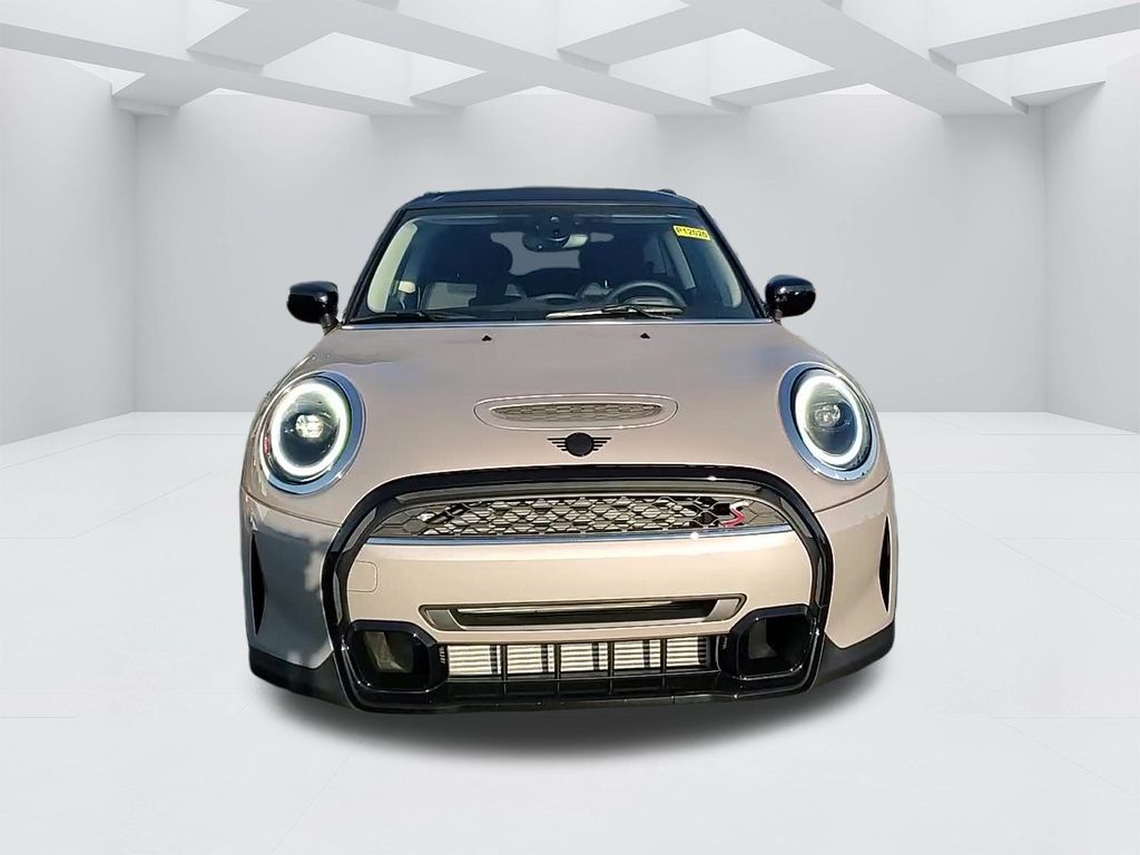 2024 Mini Cooper Hardtop S photo 2