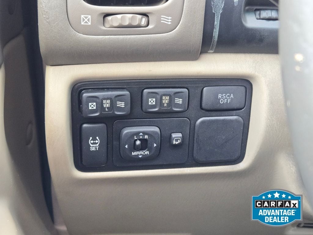 2007 Lexus LX 470 - Photo 34