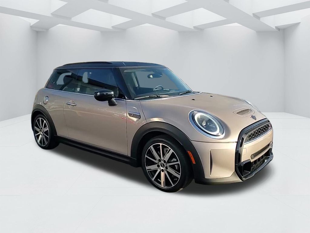 2024 Mini Cooper Hardtop S photo 3