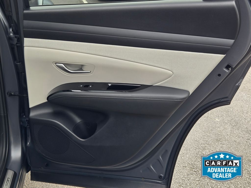 2025 Hyundai Tucson Limited - Photo 10