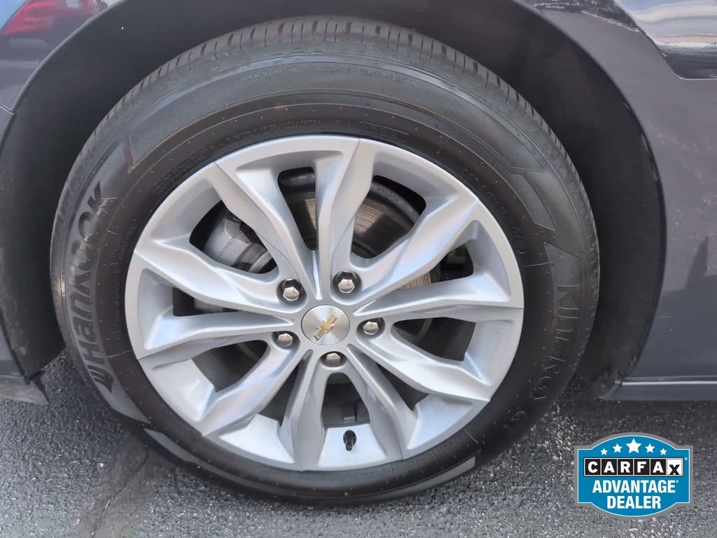 2025 Chevrolet Malibu 1LT - Photo 13