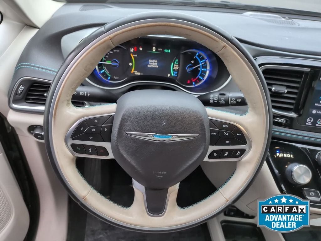 2020 Chrysler Pacifica Hybrid Limited - Photo 15