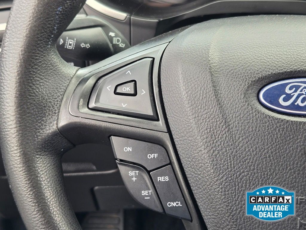 2021 Ford Edge SE - Photo 27