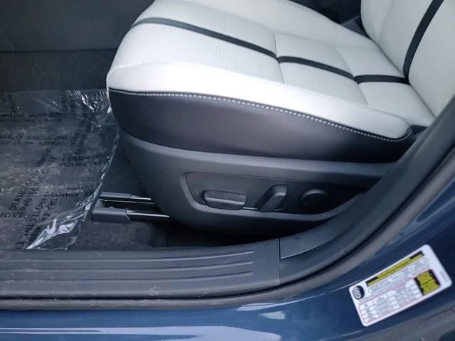 2026 Mazda CX-50 Premium - Photo 14
