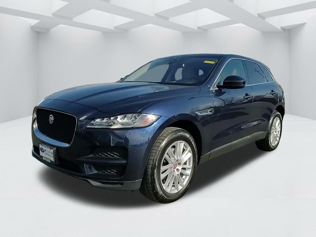 2017 Jaguar F-Pace Prestige