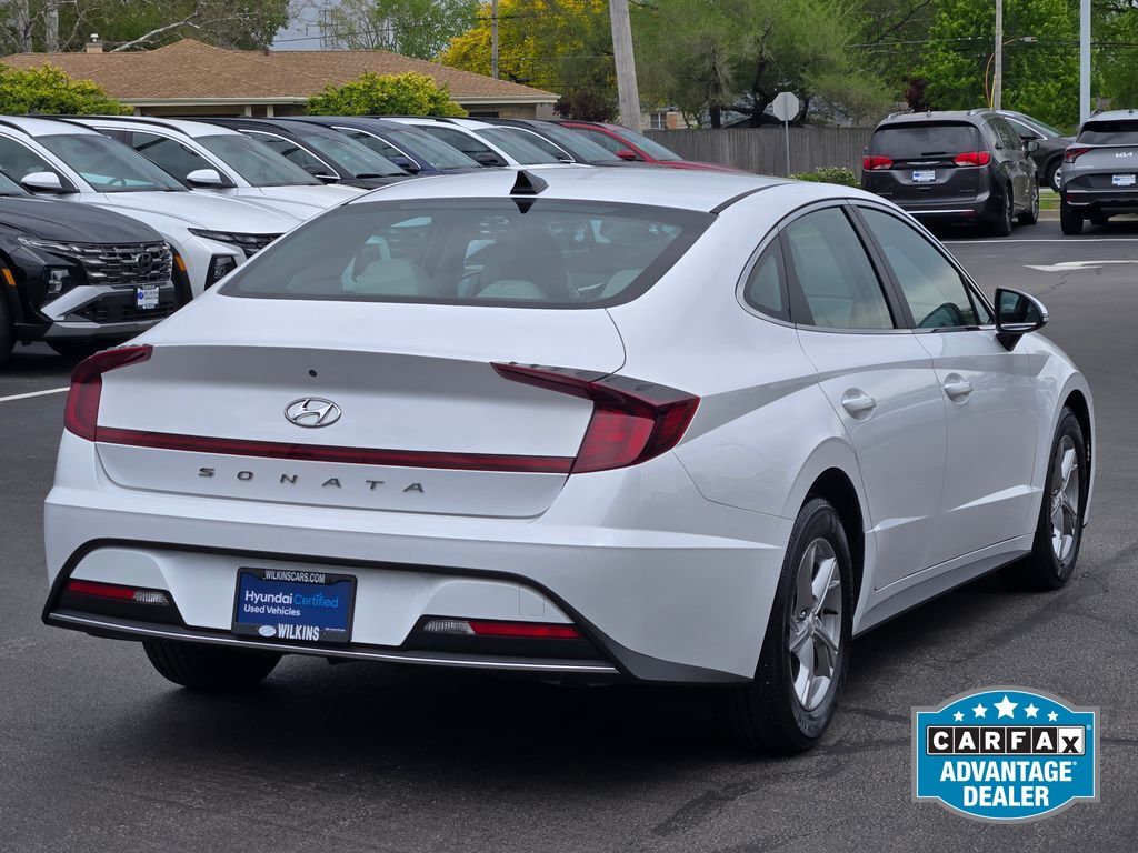 2023 Hyundai Sonata SE - Photo 12