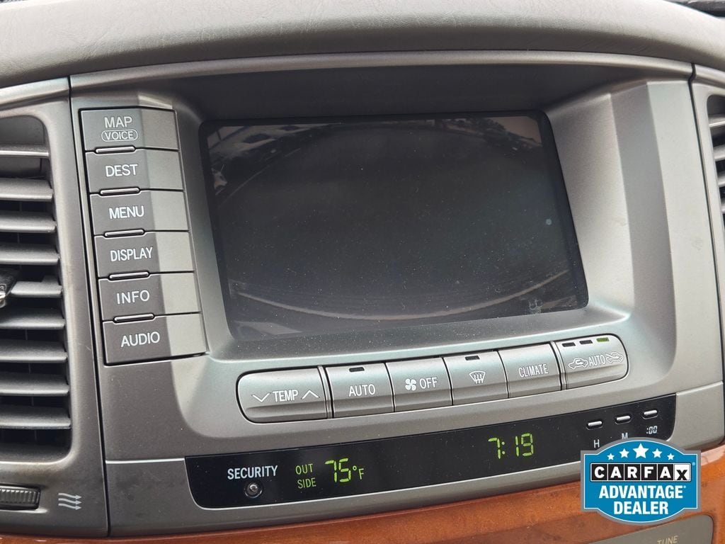 2007 Lexus LX 470 - Photo 28