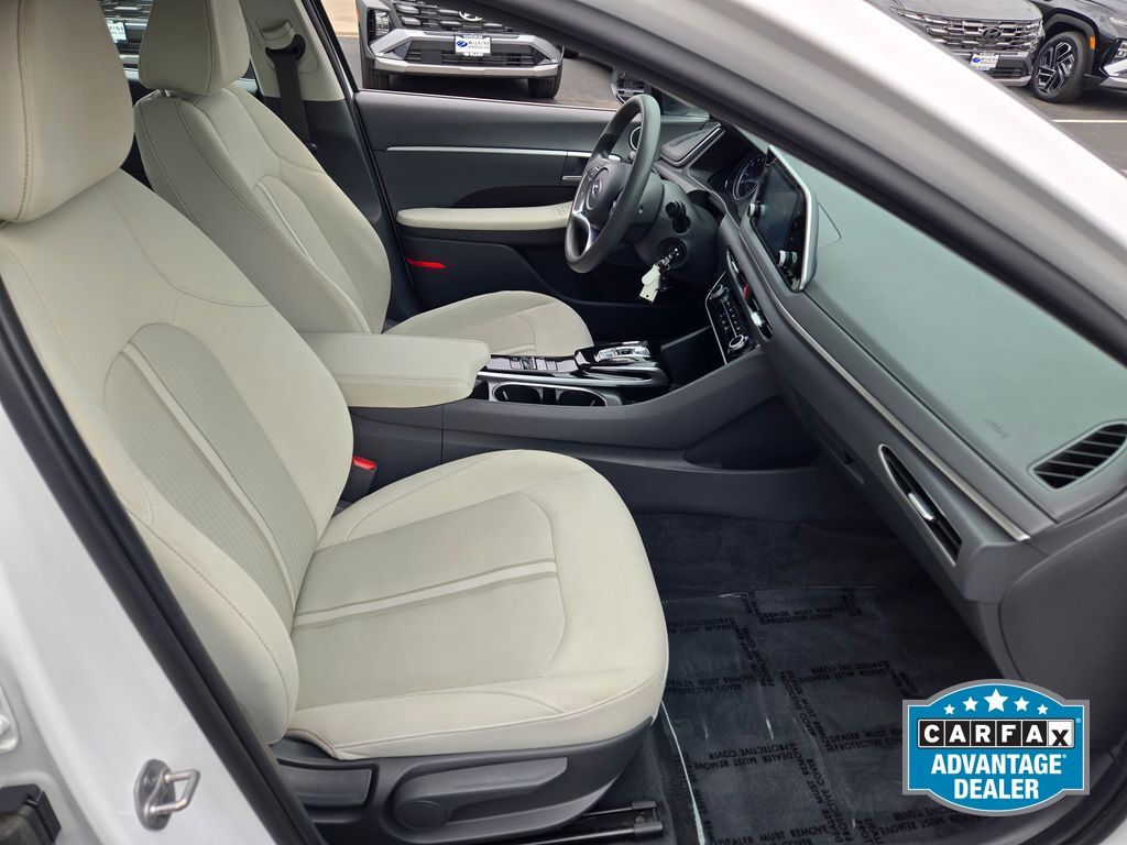 2023 Hyundai Sonata SE - Photo 7