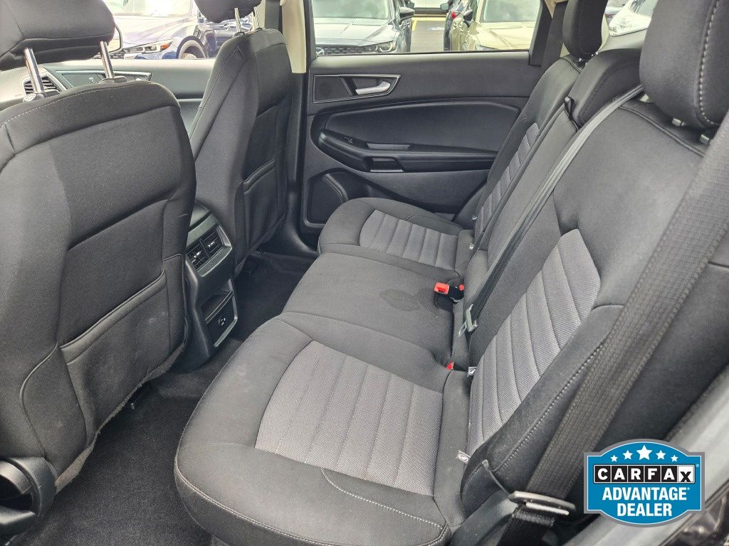 2021 Ford Edge SE - Photo 15