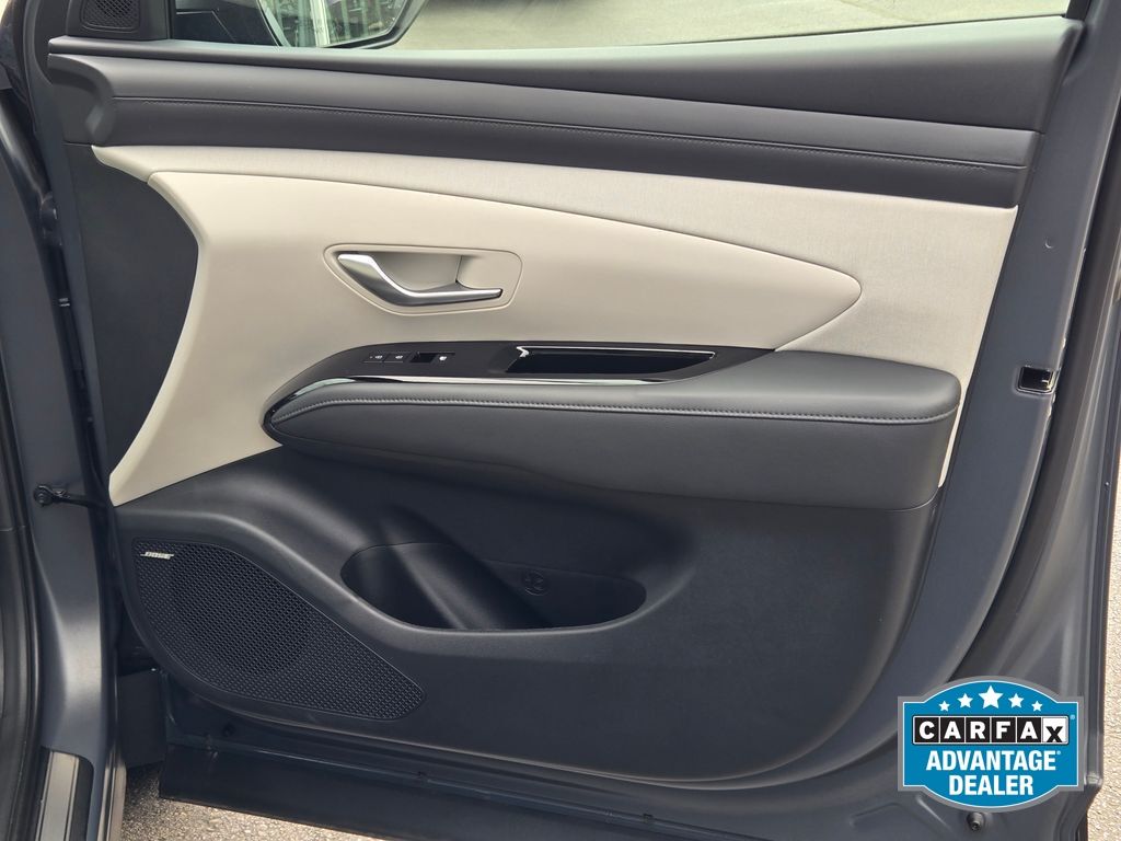 2025 Hyundai Tucson Limited - Photo 6