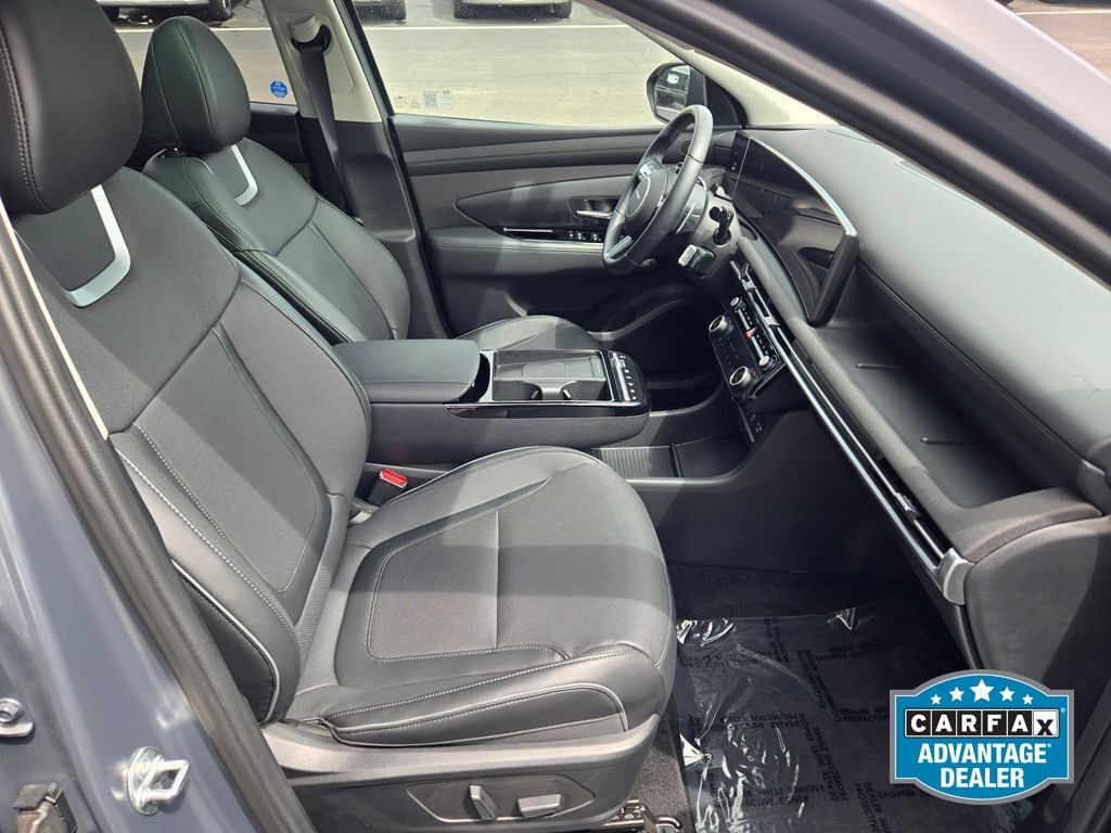 2025 Hyundai Tucson Limited - Photo 6