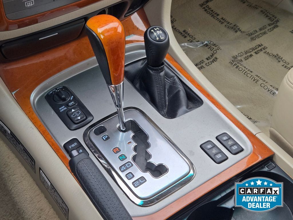 2007 Lexus LX 470 - Photo 32