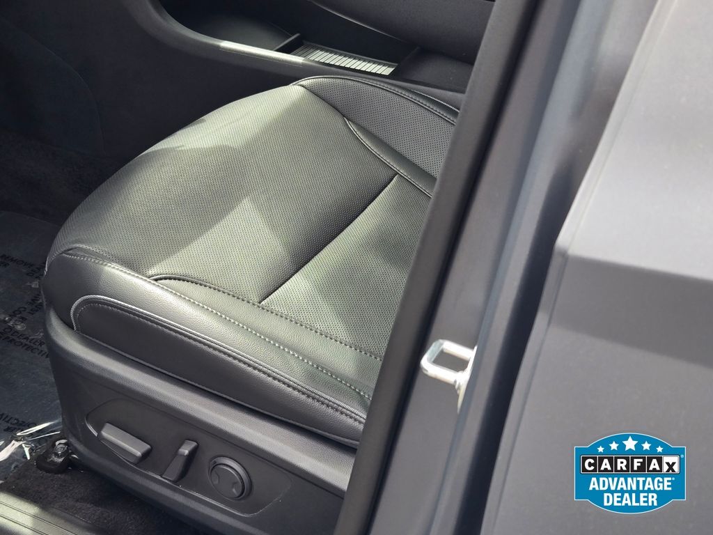 2025 Hyundai Tucson Limited - Photo 23