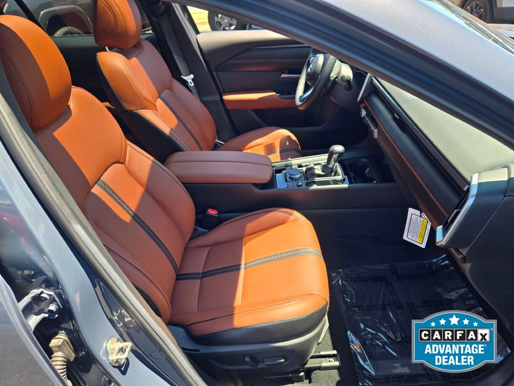 2025 Mazda CX-50 Premium - Photo 6