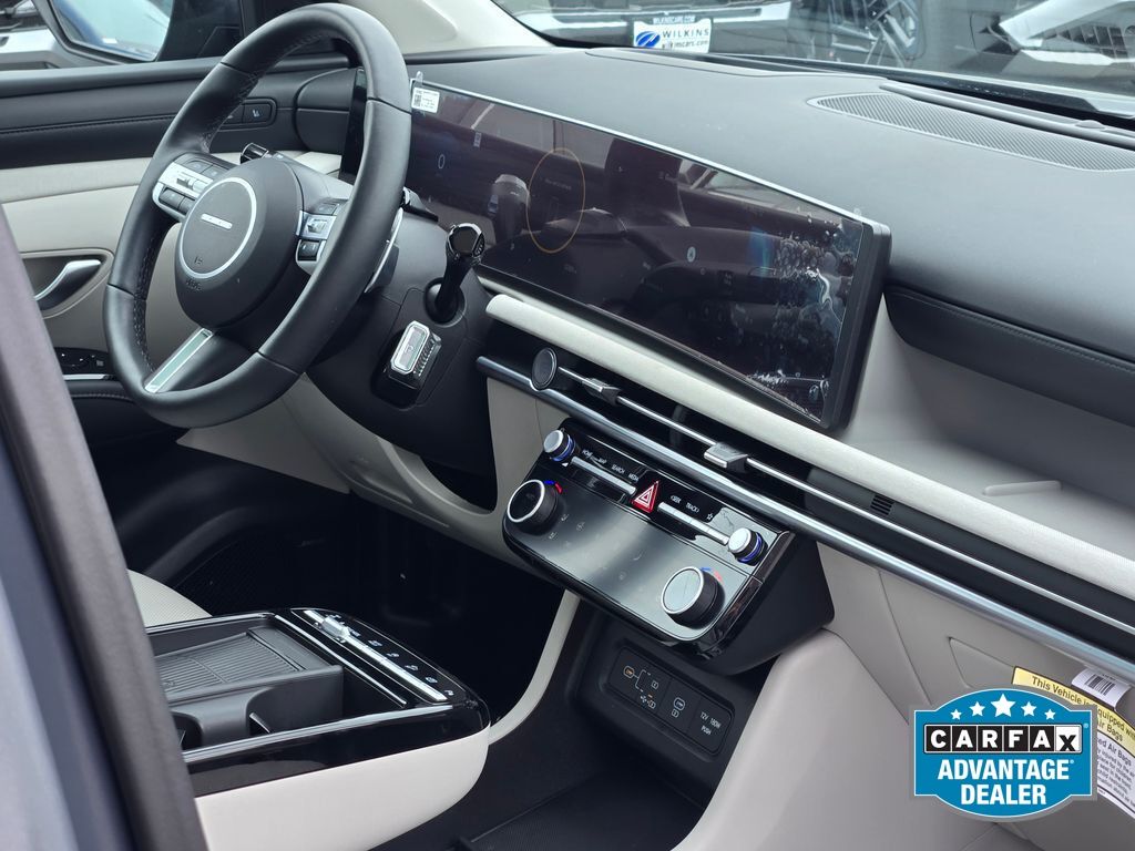 2025 Hyundai Tucson Limited - Photo 9