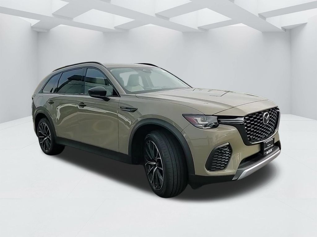 2025 Mazda CX-70 Premium photo 3