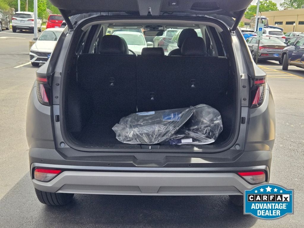 2025 Hyundai Tucson Limited - Photo 14