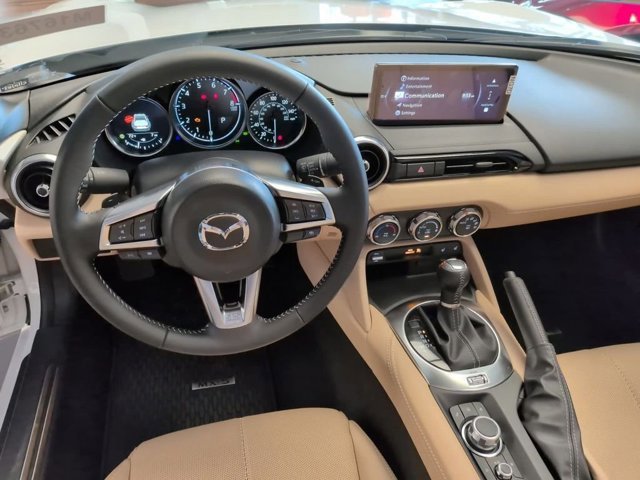 2026 Mazda MX-5 GT - Photo 22