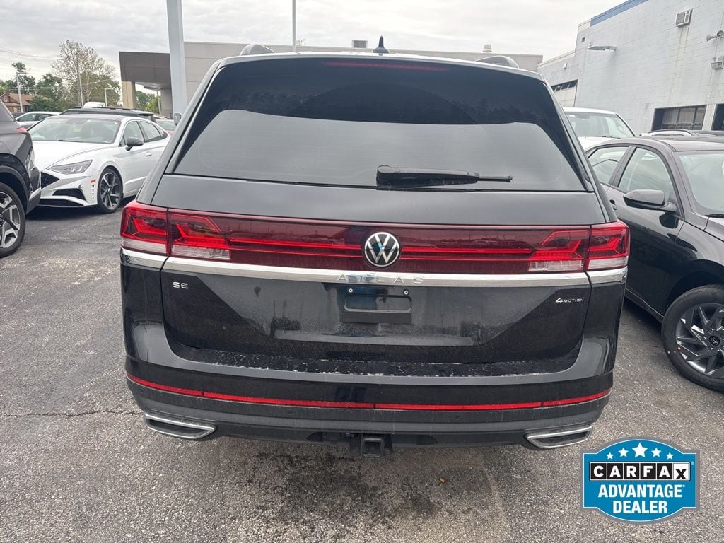 2024 Volkswagen Atlas 2.0T SE w/Tech 4MOTION's photo