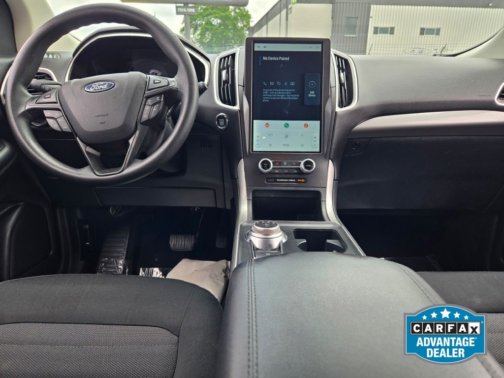 2021 Ford Edge SE - Photo 17