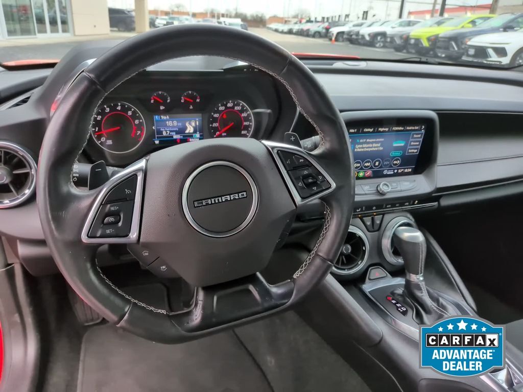 2021 Chevrolet Camaro LT1 - Photo 24