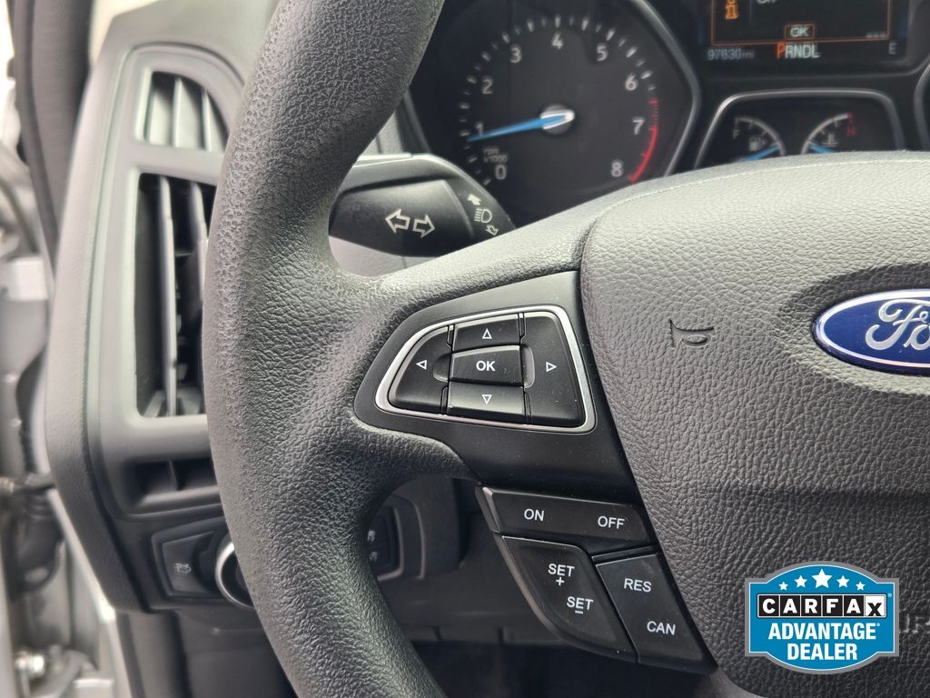 2018 Ford Focus SE - Photo 26
