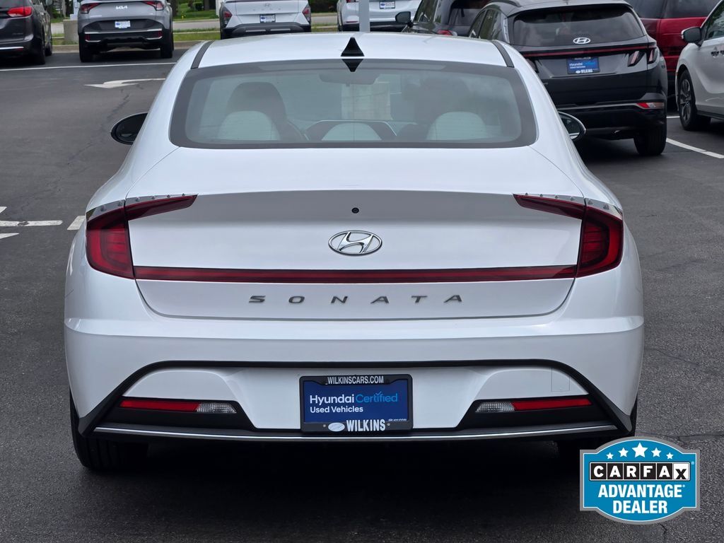2023 Hyundai Sonata SE - Photo 13