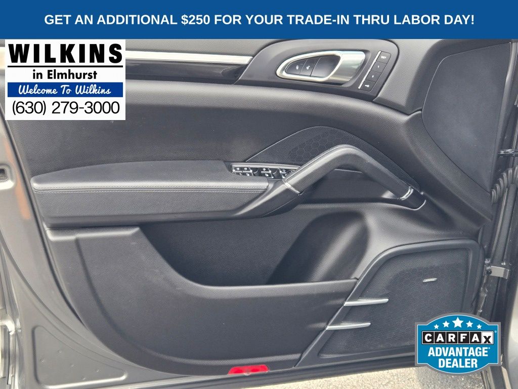 2017 Porsche Cayenne S - Photo 22