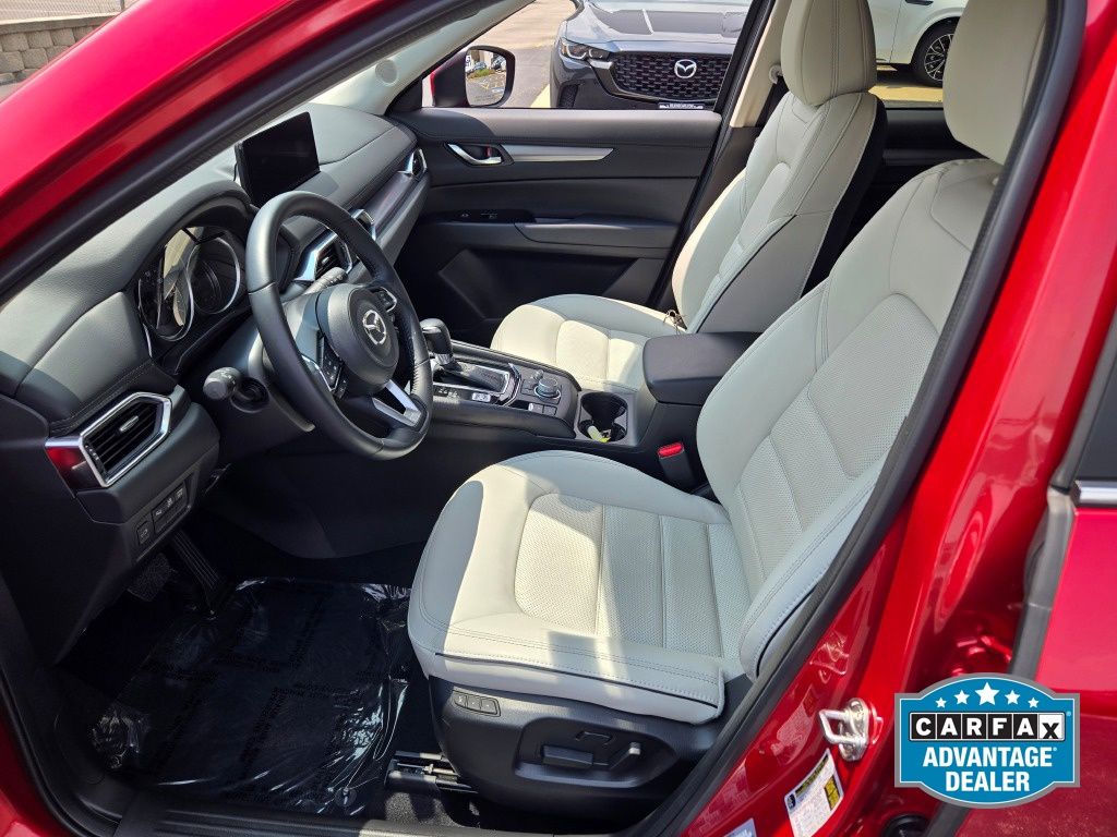2025 Mazda CX-5 S Preferred package - Photo 21