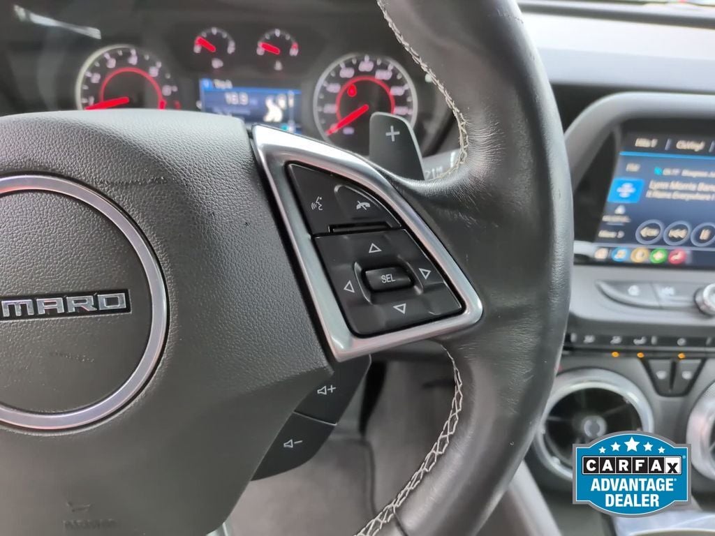2021 Chevrolet Camaro LT1 - Photo 17
