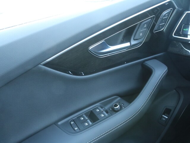 2025 Audi Q7 Prestige photo 24