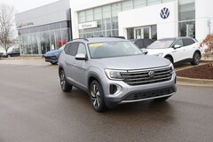 2024 Volkswagen Atlas 2.0T SE w/Technology SUV