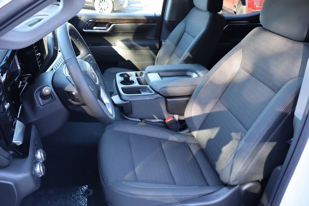 2026 GMC Sierra 1500 SLE - Photo 11