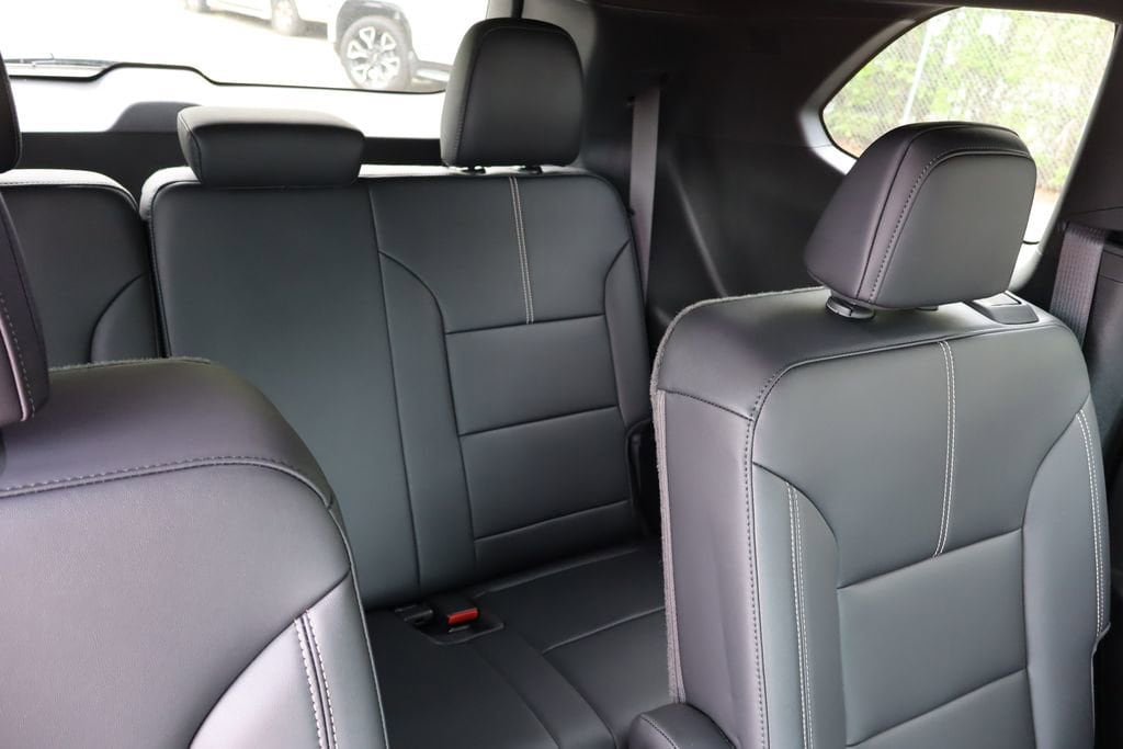 2026 GMC Acadia Elevation - Photo 24