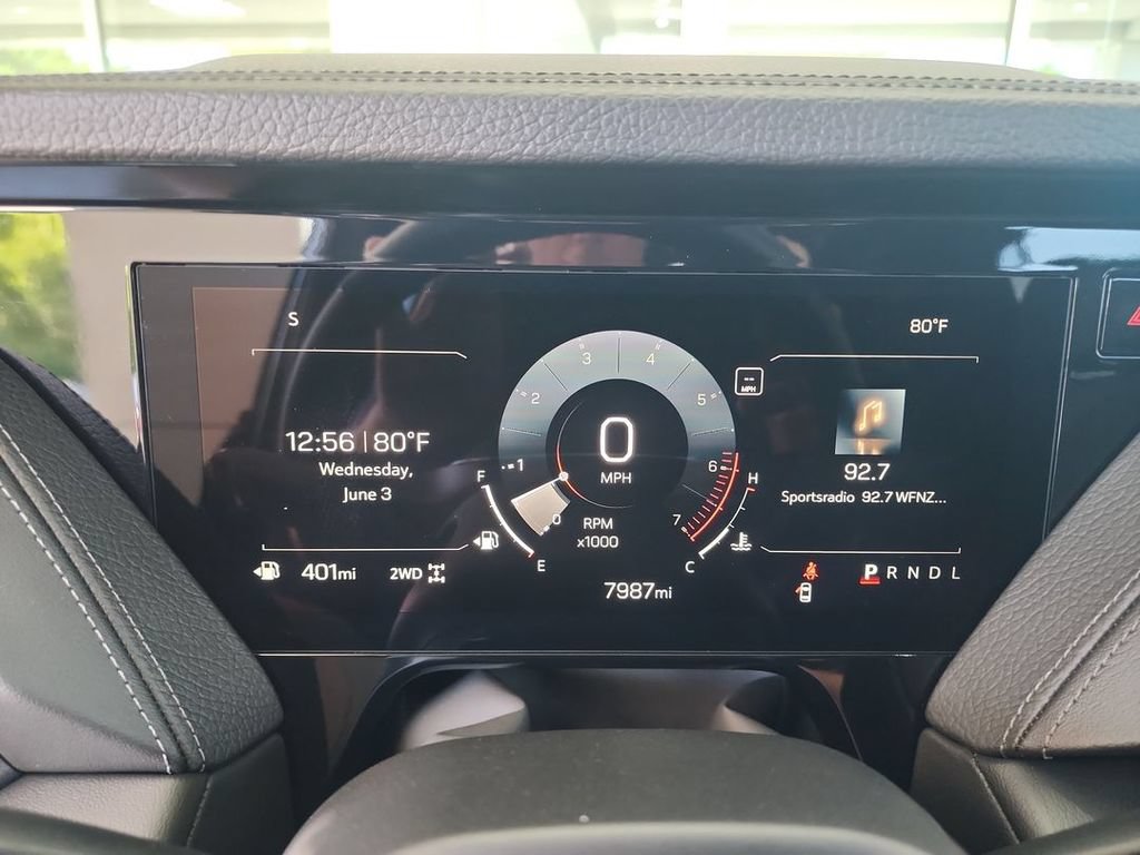 2025 GMC Yukon XL Denali - Photo 11