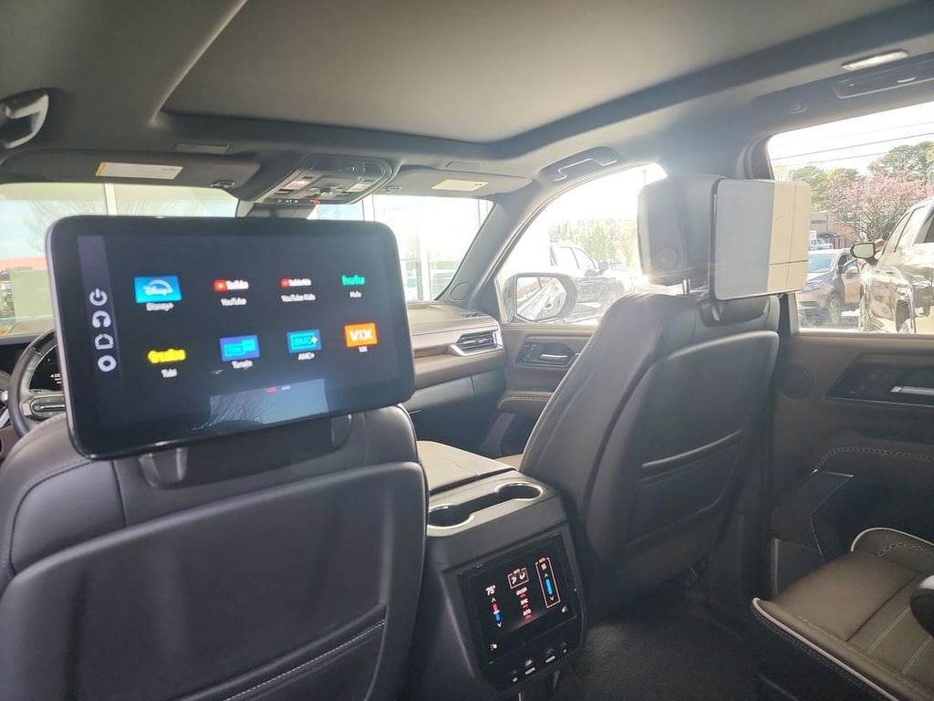 2025 GMC Yukon Denali Ultimate - Photo 36