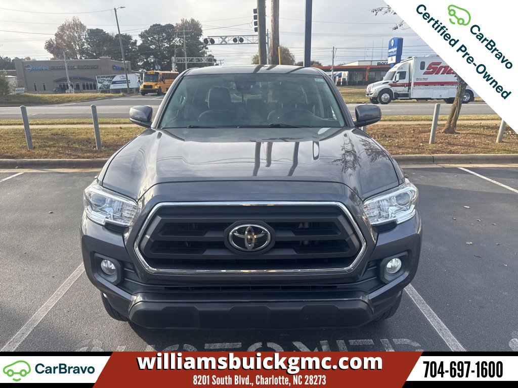 2021 Toyota Tacoma SR5 V6 photo 2