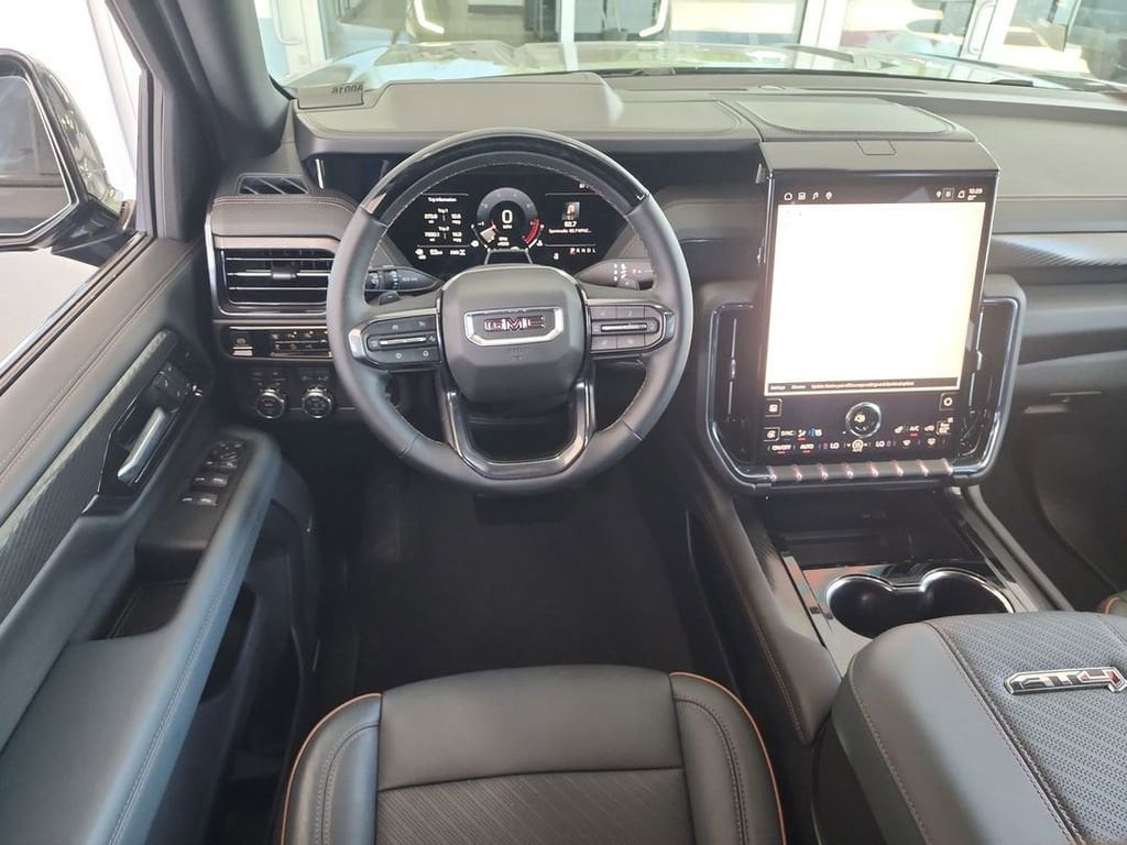 2025 GMC Yukon XL AT4 - Photo 10