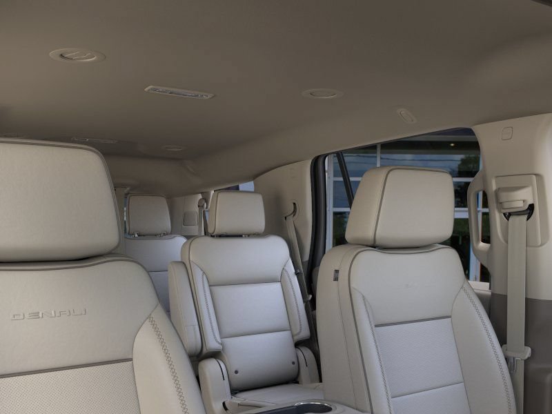 2026 GMC Yukon Denali - Photo 24
