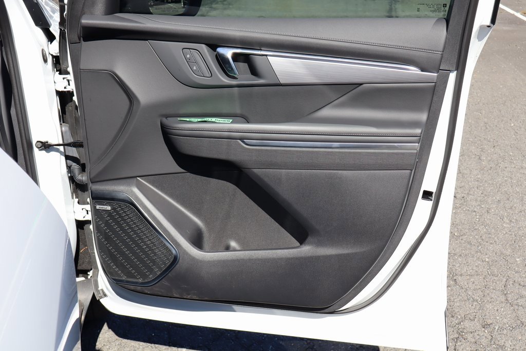 2025 Buick Enclave Preferred - Photo 26