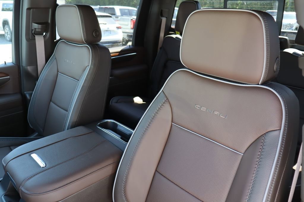 2026 GMC Sierra 2500HD Denali - Photo 15