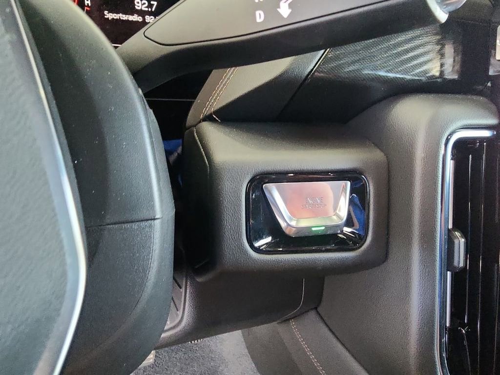 2025 GMC Yukon XL AT4 - Photo 17