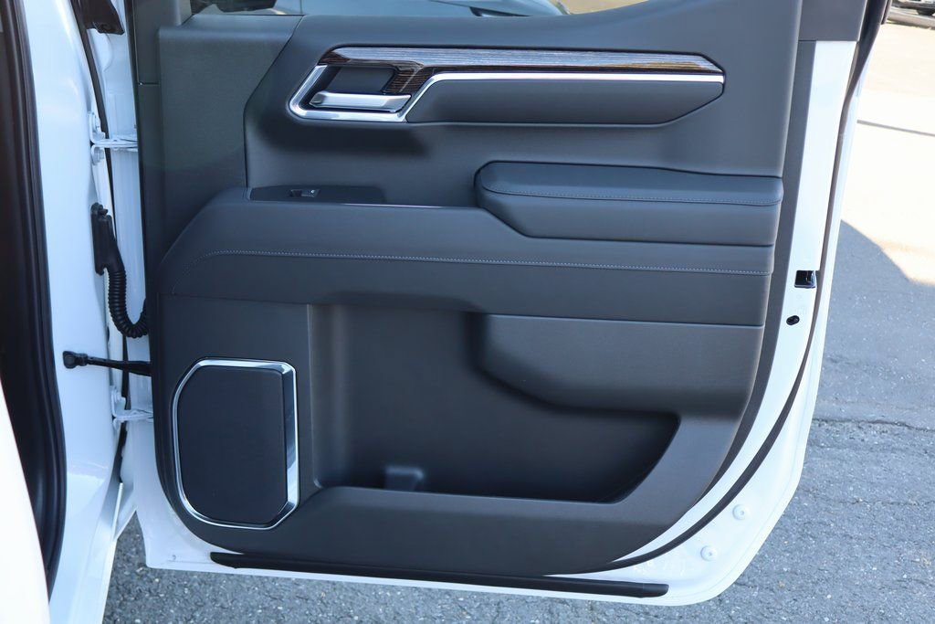 2026 GMC Sierra 1500 SLE - Photo 20