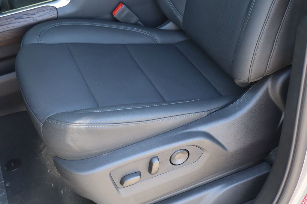 2026 GMC Sierra 1500 SLT - Photo 14